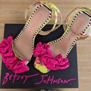 Betsy Johnson Elmira shoes
